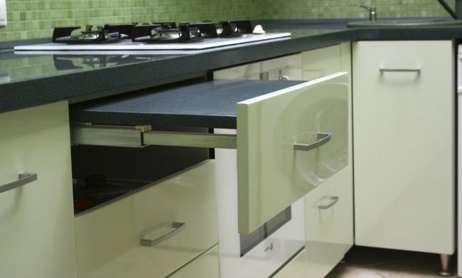 6-trucos-que-hacen-lucir-grande-una-cocina-pequena-6